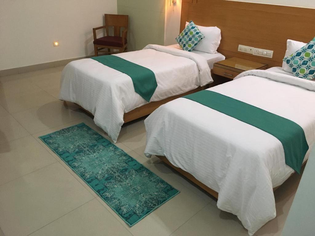 Fabhotel A&M - Nr Lv Prasad Institute, Banjara Hills Хидерабад Екстериор снимка